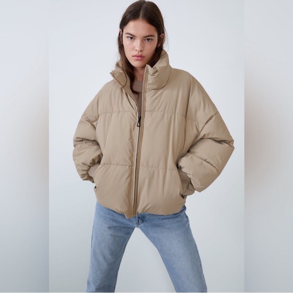 Zara Women's Beige Puffer Jacket